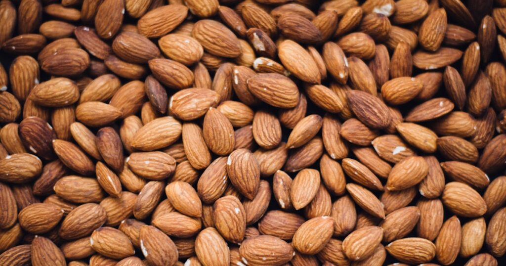 頭痛を緩和する食べ物10選｜マグネシウム不足・血管収縮・炎症を食事で対策
