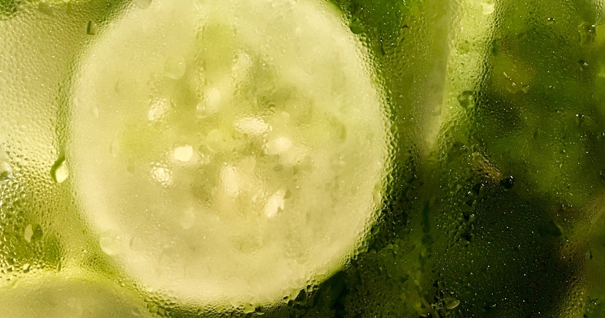 むくみを解消する食べ物10選｜体内の余分な水分を排出する食事法